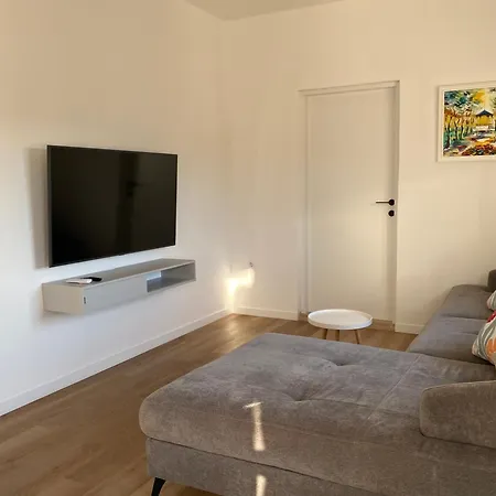 Center - With Terrace And Private Pool Apartment Cavtat