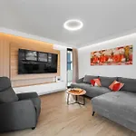 Center - With Terrace And Private Pool *