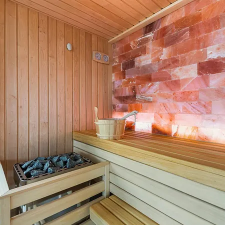 Center - With Terrace And Private Pool Cavtat