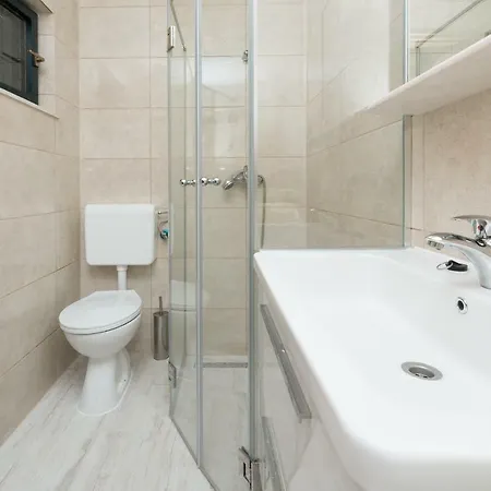Apartment Center - With Terrace And Private Pool *