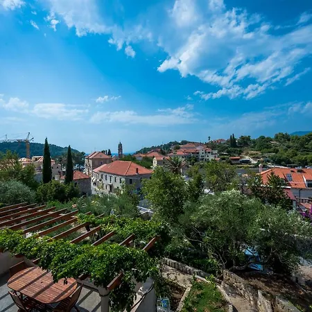 Center - With Terrace And Private Pool *