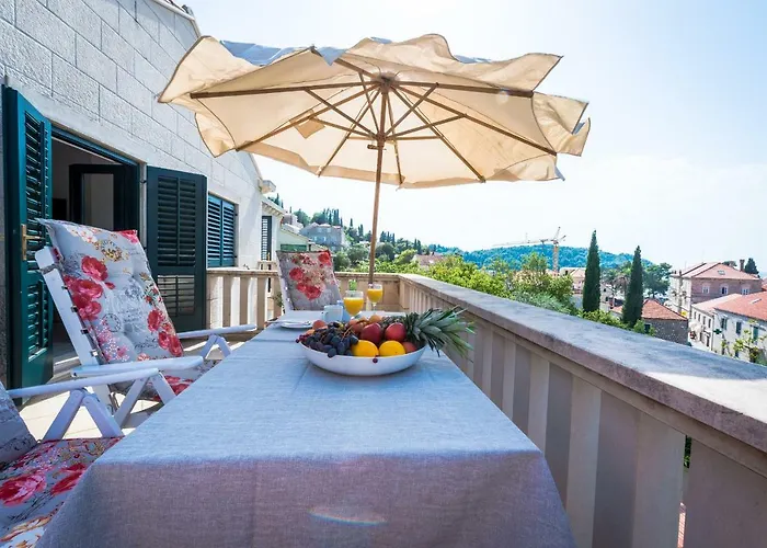 Apartment Center - With Terrace And Private Pool *