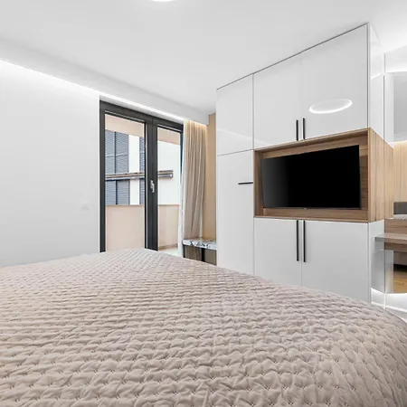 Center - With Terrace And Private Pool تْسافتات