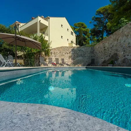 Appartement Center - With Terrace And Private Pool *